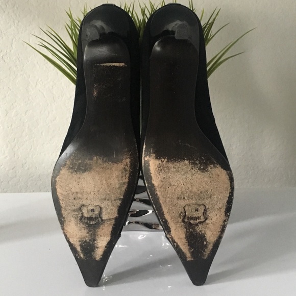 Stuart Weitzman Suede and Patent Leather Heels - Picture 6 of 6